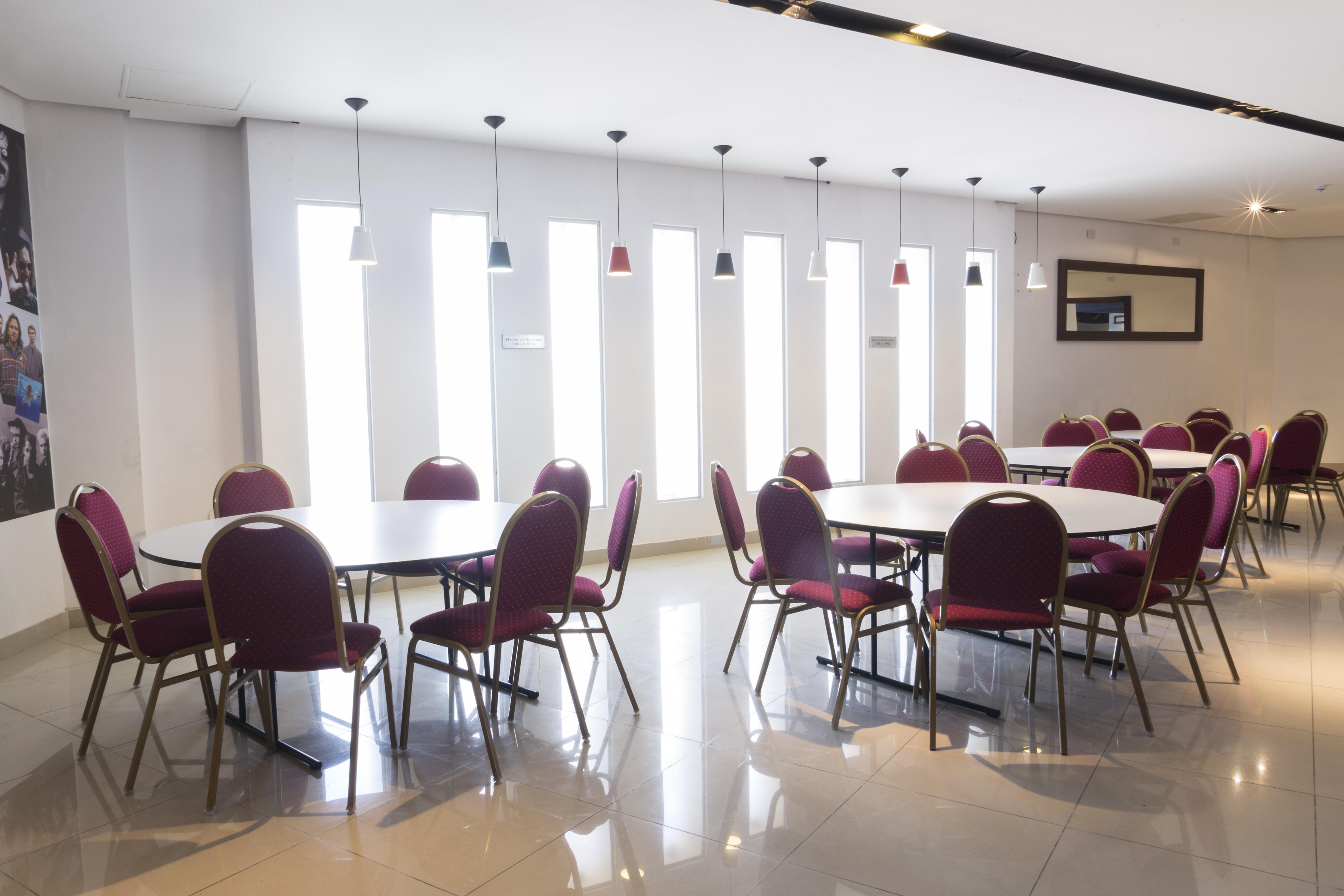Amerian Carlos Paz & Suites วิญาการ์ลอสปาซ ภายนอก รูปภาพ