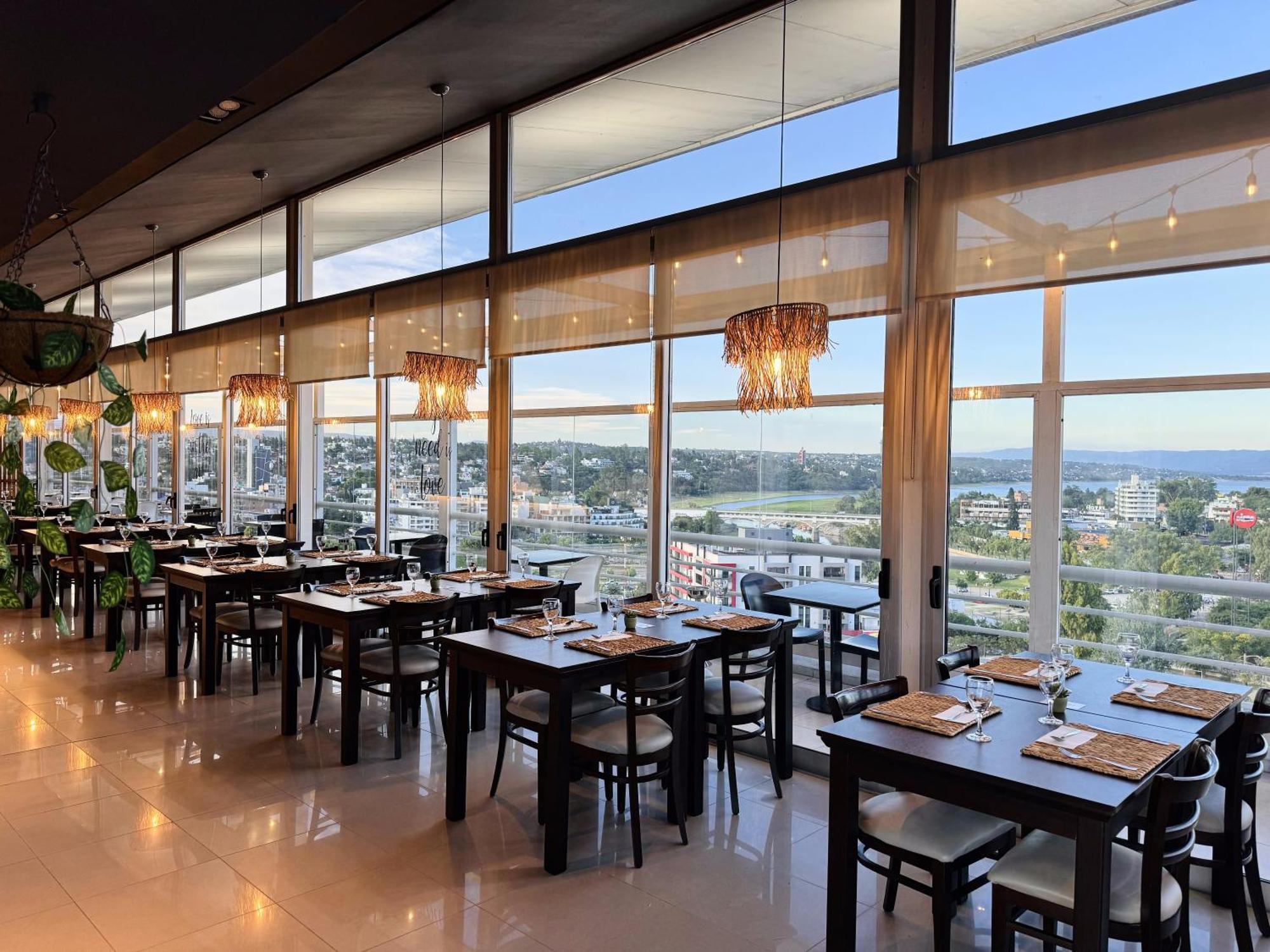 Amerian Carlos Paz & Suites วิญาการ์ลอสปาซ ภายนอก รูปภาพ